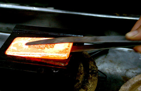 Vàng miếng có thể chỉ giao dịch một chiều