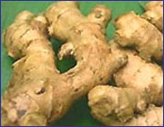 Nước gừng nóng có thể làm mờ tàn nhang