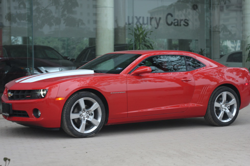 Chevrolet Camaro 2011 về Việt Nam