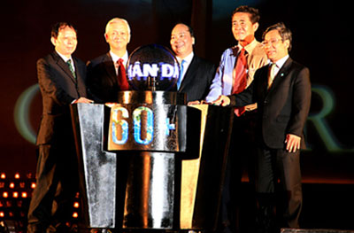 Hàng ngàn người tham gia hưởng ứng sự kiện Giờ Trái đất 2011