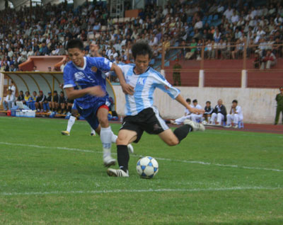 Chủ nhà thắng xứng đáng