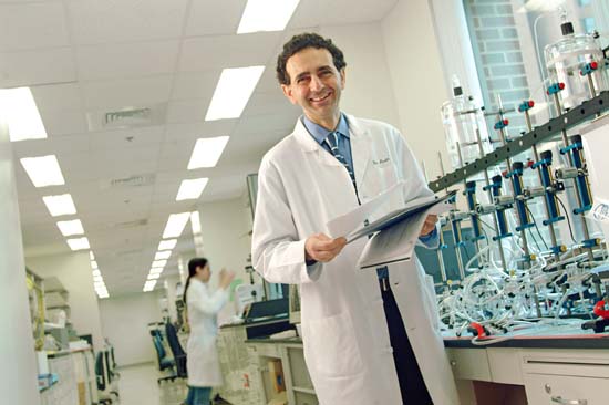 Bác sĩ phẫu thuật Anthony Atala 