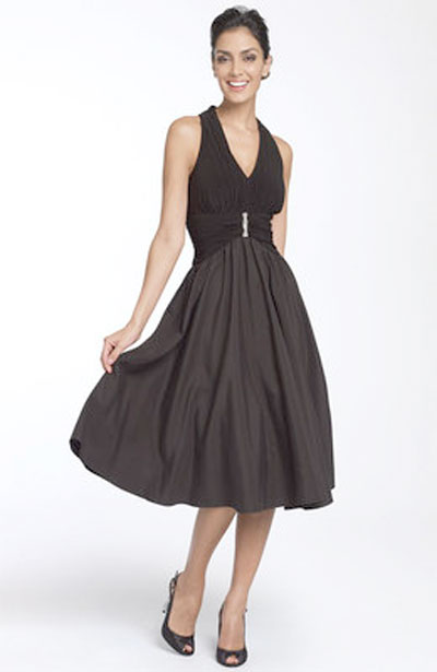 Những kiểu váy đen gợi cảm cho mọi vóc dáng