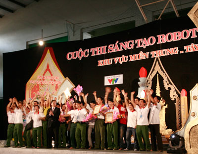 Trường Sĩ quan Chỉ huy kỹ thuật Thông tin giành chiến thắng áp đảo