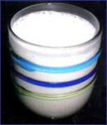 Uống sữa giảm nguy cơ bệnh tim mạch