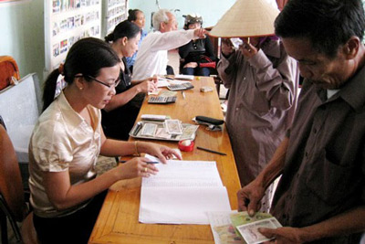 Chi trả trợ cấp đối tượng thu nhập thấp 2 lần trong quý II/2011