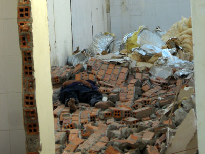 Tường sập, một người đàn ông tử nạn