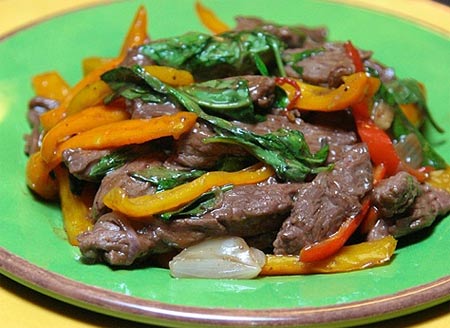 Món ăn: Bò xào húng quế cực ngon