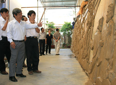 Phù điêu Nhà thờ Chánh tòa Nha Trang phải thể hiện rõ nét những yêu cầu mang tính mỹ thuật