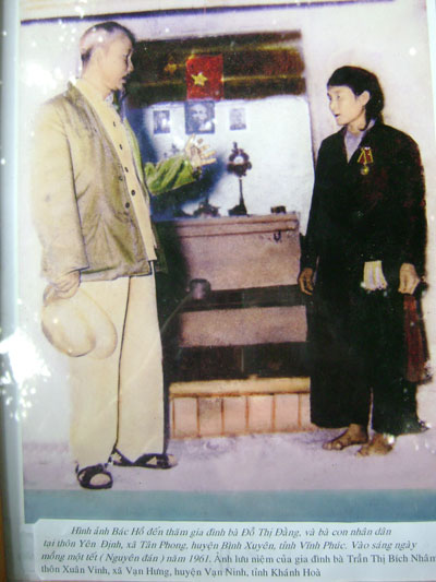 Chuyện kể của một gia đình được Bác Hồ đến thăm