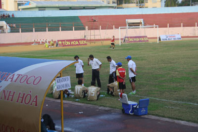 Đuối sức giữa đường!