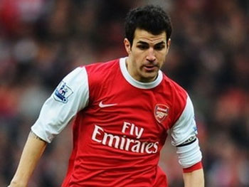 Huấn luyện viên Wenger đã đồng ý để Fabregas trở lại Barca