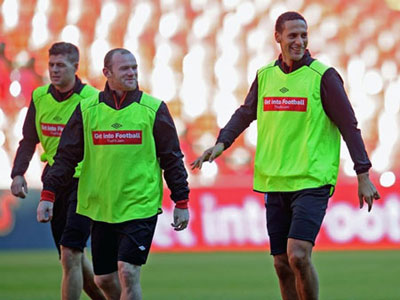 Rooney, Gerrard vắng mặt, Ferdinand trở lại đội tuyển Anh