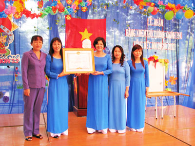 Đón nhận Bằng khen của Thủ tướng Chính phủ