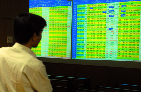 Sàn TP HCM tăng điểm mạnh nhất kể từ đầu năm