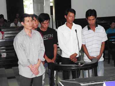 Mất 2 mạng người chỉ vì tranh chấp lối đi