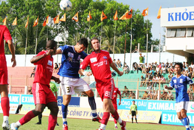 Đội chủ nhà thua sớm