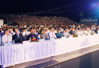 Rộn ràng khai hội Festival Biển 2011 “Nha Trang - Biển hẹn”