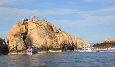 Phát triển du lịch phải gắn với bảo tồn, phát huy giá trị văn hóa biển, đảo