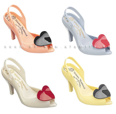 Giày nhựa sắc màu lên ngôi mùa thời trang Hè