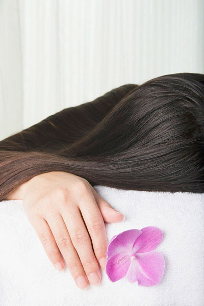 Chăm sóc tóc mùa nắng nóng