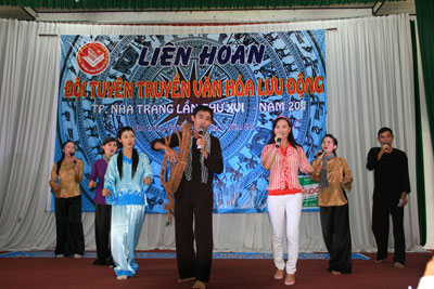 Tiếng nói từ cộng đồng