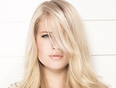 Trang điểm phù hợp với màu tóc