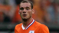 Manchester United chiêu mộ Sneijder