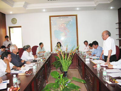 Cần đầu tư nhiều hơn nữa cho y tế tỉnh