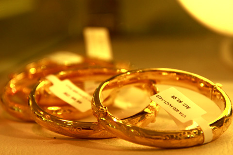 Giá vàng tuột mốc 39 triệu đồng