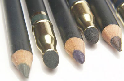 7 thủ thuật tỏa sáng với kẻ mắt