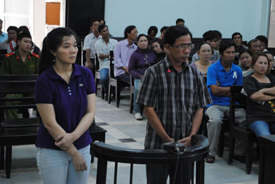 Lừa đảo hơn chục tỷ đồng cả vợ chồng hầu Tòa