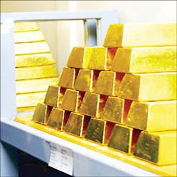 Ngân hàng Nhà nước cho nhập khẩu 5 tấn vàng để ổn định thị trường vàng