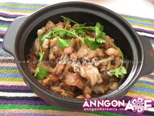 Món ăn: Cơm chiều thật ngon với món ếch kho tiêu