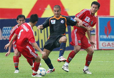 Becamex Bình Dương xuất sắc nhất V-League tháng 6