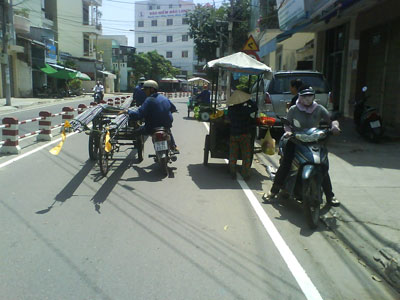 Xảy ra 11 vụ tai nạn giao thông làm 13 người chết