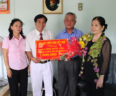 Tri ân tác giả ca khúc “Gần lắm Trường Sa”