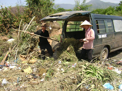 Thu gom rác tự nguyện - Mô hình cần nhân rộng