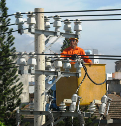 Nạn trộm cắp điện diễn ra phức tạp