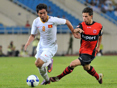 Chuyển về Becamex Bình Dương, Việt Thắng bỏ túi 5 tỷ đồng