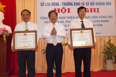 Thủ tướng Chính phủ tặng bằng khen cho Chi cục Phòng chống tệ nạn xã hội tỉnh