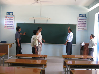 Vẫn còn khó khăn về cơ sở vật chất