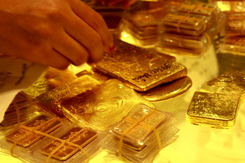 Giá vàng vượt 47 triệu đồng