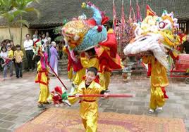 300 children join moon festival night