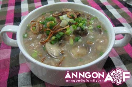 Món ăn: Ấm lòng với cháo nấm bổ dưỡng