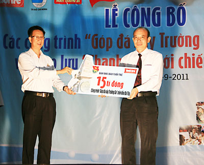 Ngàn tấm lòng chung tay vì biển, đảo