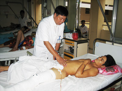 Chẩn đoán vỡ bàng quang bằng phương pháp siêu âm tại giường