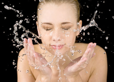 3 bước làm sạch sâu lỗ chân lông tại nhà