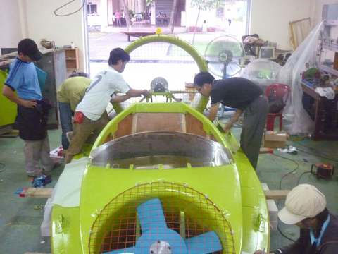 Tàu đệm khí "made in VietNam"