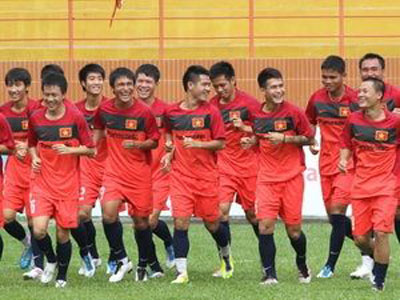 4 đội bóng tham gia giải bóng đá quốc tế TP. Hồ Chí Minh